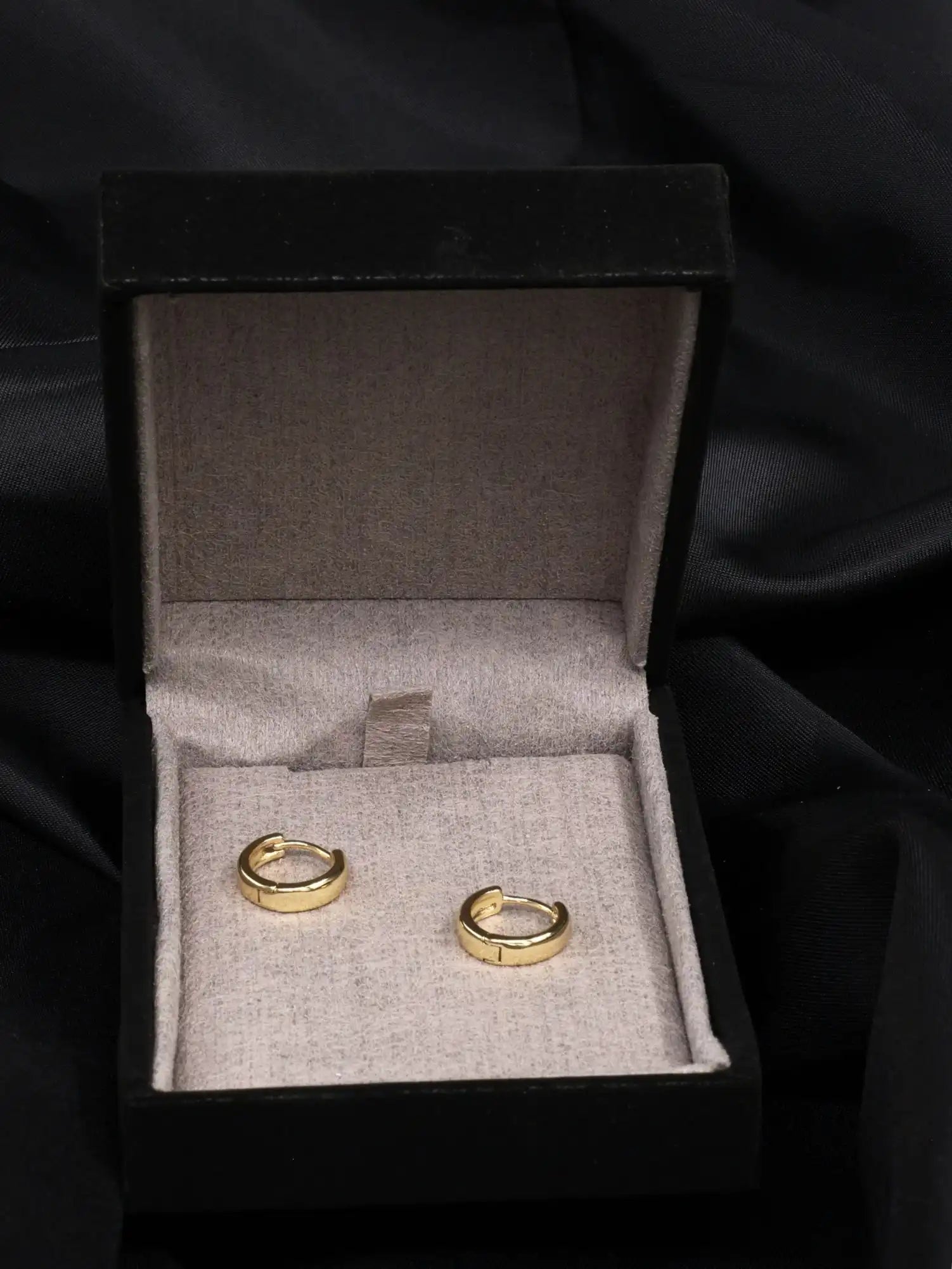 Gold Mini Halka Çelik Küpe