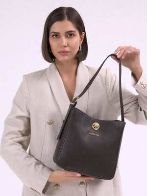 Lavinya