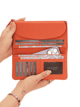 Meskanto - Meskanto Daisy Hakiki Deri Telefon Bölmeli Kapaklı Uzun Kadın Cüzdanı - FD-2049-T- T