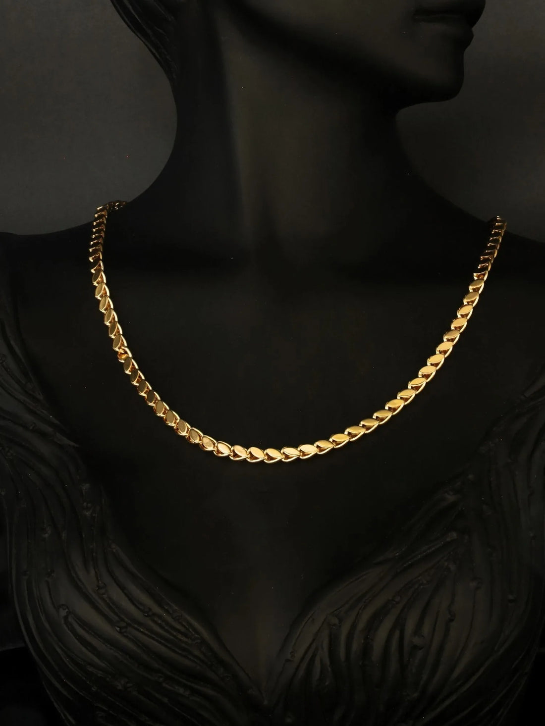 Gold Renkli Yassı Çelik Zincir Kolye