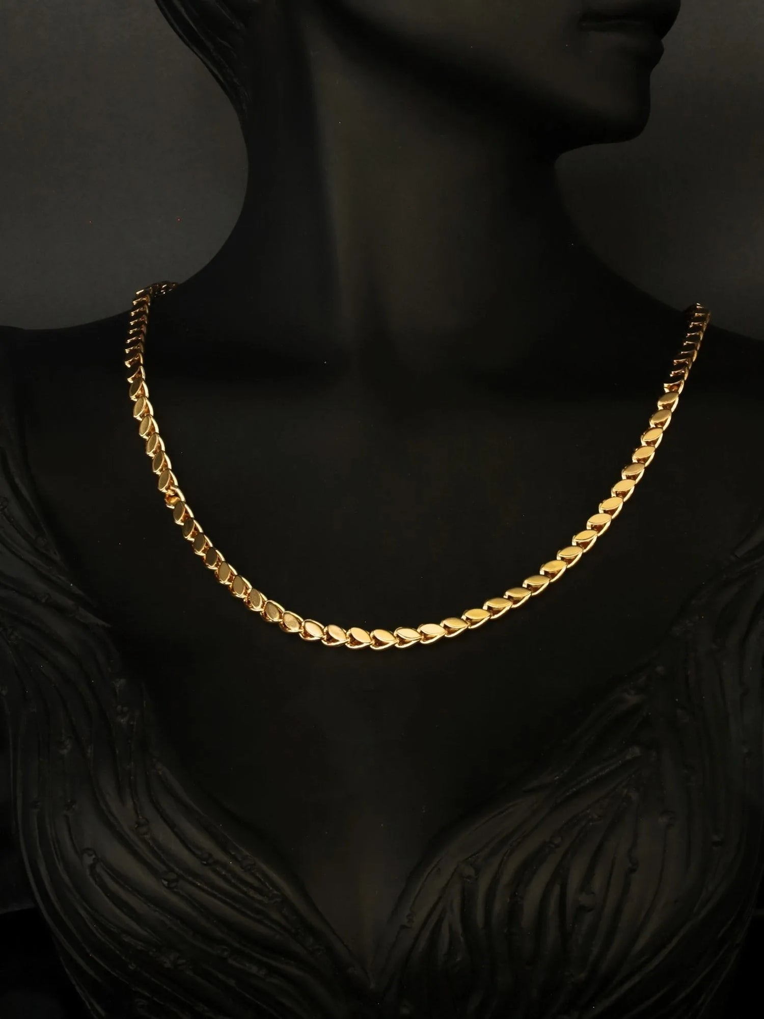 Gold Renkli Buğday Desen Çelik Kolye